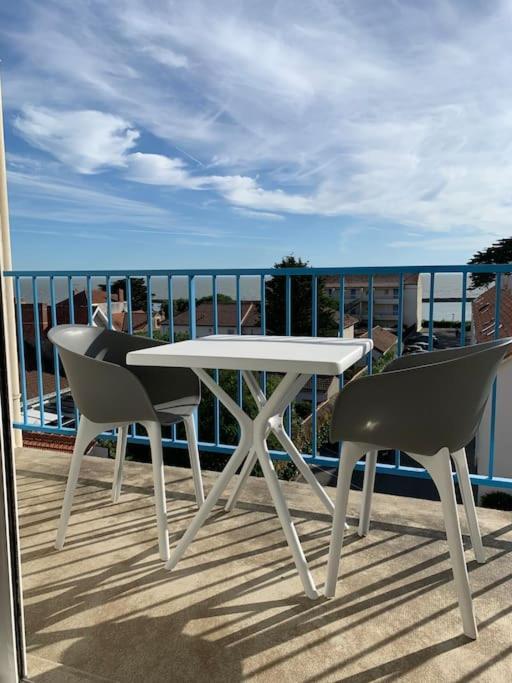 Studio Face Mer Acces Direct A La Plage La Bernerie-en-Retz Exterior foto